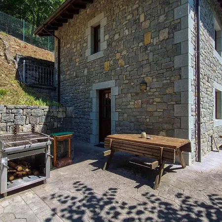 Vv La Gueera, Desconexion En Picos De Europa Дом отдыха San Esteban (Penamellera Baja, Asturias)